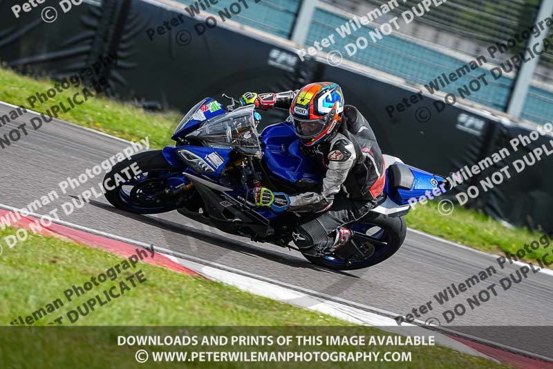 donington no limits trackday;donington park photographs;donington trackday photographs;estoril;event digital images;motorbikes;no limits;no limits trackdays;peter wileman photography;portugal;trackday;trackday digital images;trackday photos